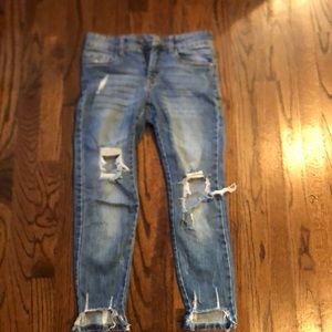 treasure and bond boyfriend jeans!